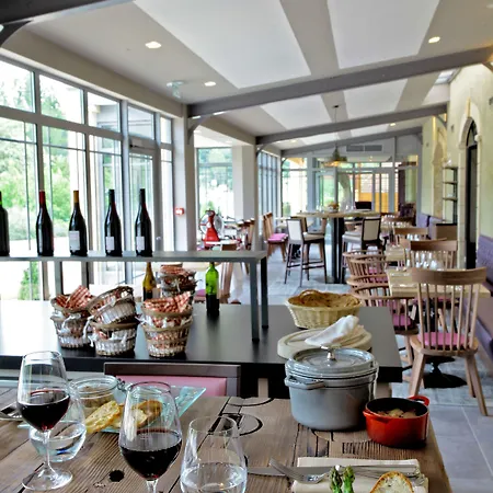 Les Glycines - Restaurant&spa Les Eyzies