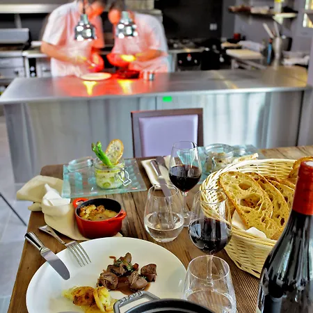 Les Glycines - Restaurant&spa 4*