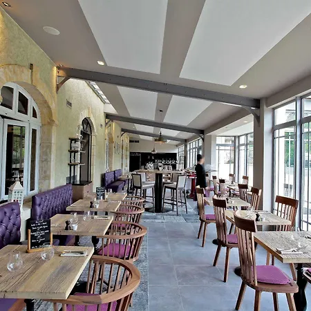 Hotel Les Glycines - & - Teritoria 4*