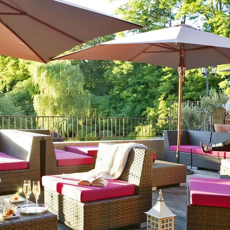 Les Glycines - & - Teritoria Hotel 4*