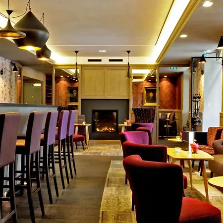 Les Glycines - & - Teritoria Hotel
