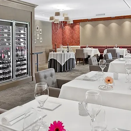 Les Glycines - Restaurant&spa Hotel 4*