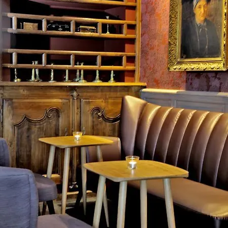 Les Glycines - Restaurant&spa Hotel Les Eyzies