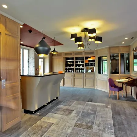 Les Glycines - Restaurant&spa Hotel