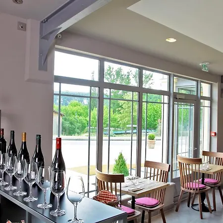 Les Glycines - & - Teritoria Hotell
