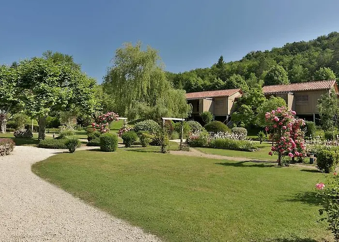 Les Glycines - & - Teritoria Hotell