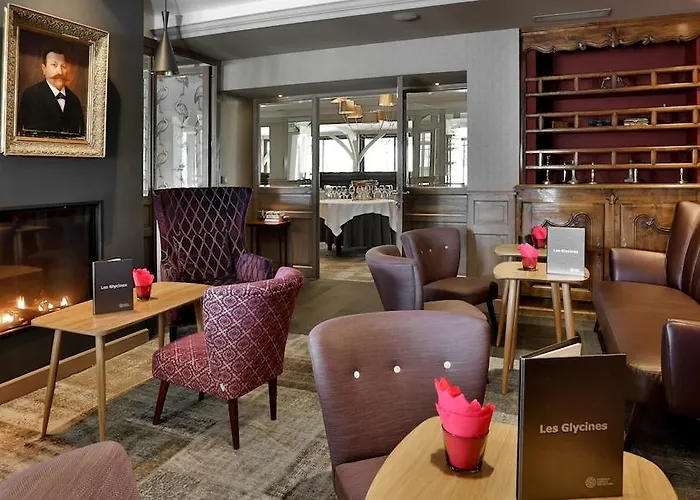 Hotell Les Glycines - & - Teritoria 4*