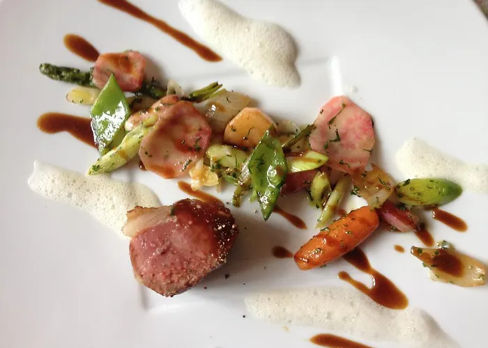 Les Glycines - & - Teritoria Hotell 4*