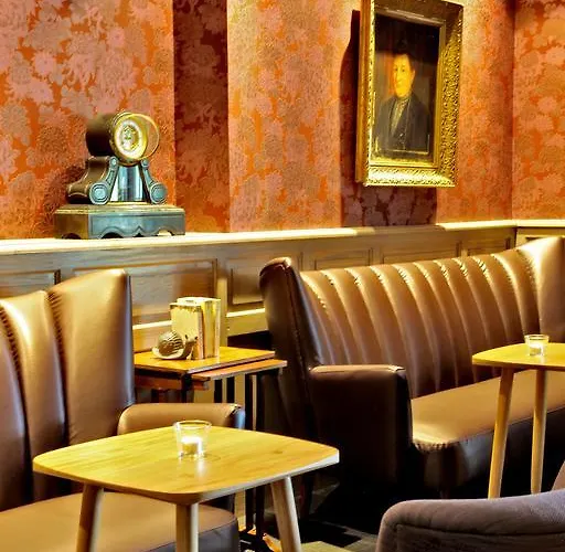 Les Glycines - & - Teritoria 4* Les Eyzies