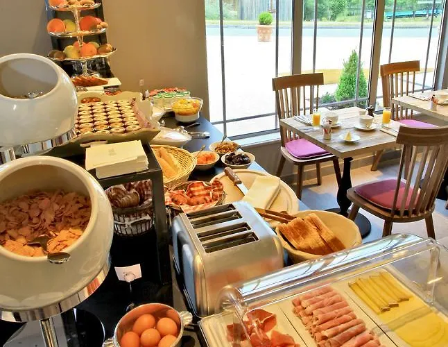 Les Glycines - & - Teritoria Hotell Les Eyzies